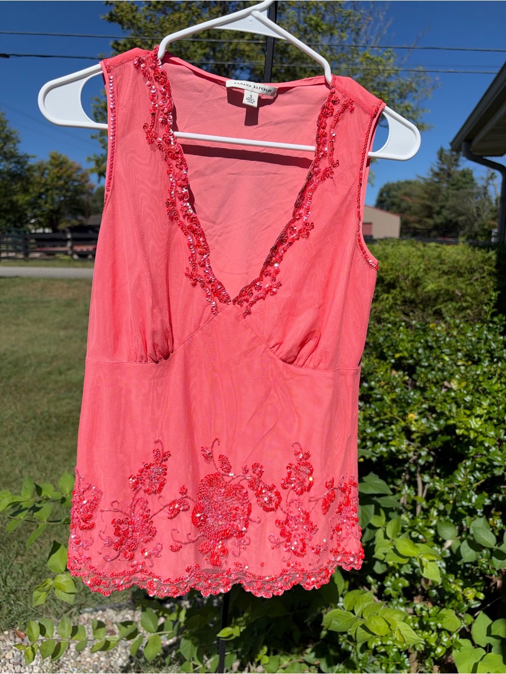 Banana Republic Y2K Coral Mesh Sequin Beaded
Fairycore Fairy Top Size S Whimsi